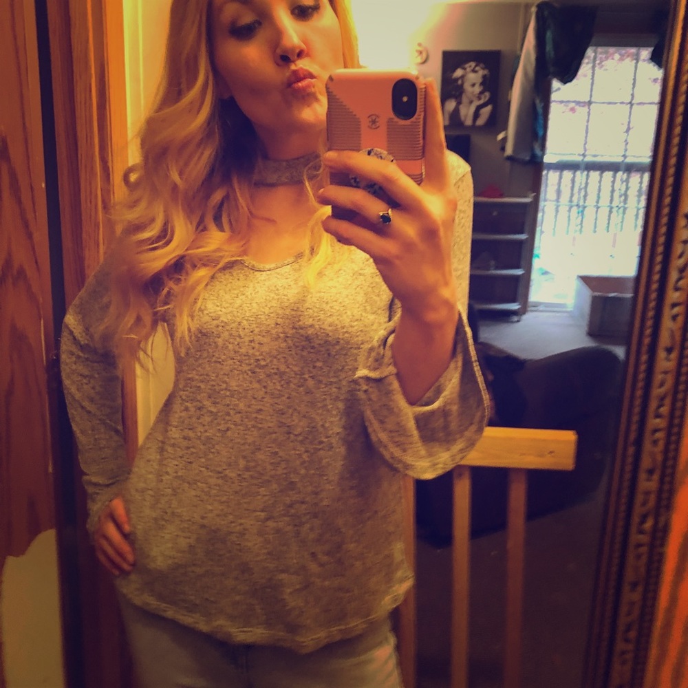 Grey Sav Labrant bell Sleeve top